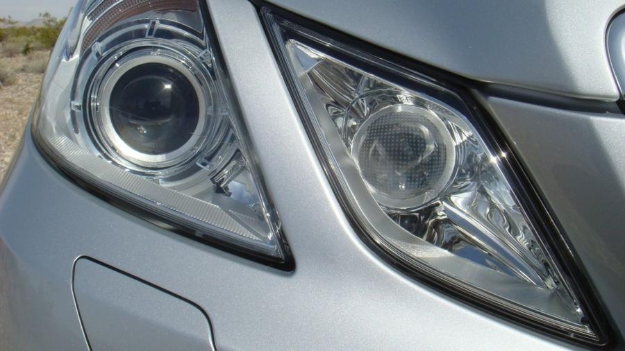  Mercedes-Benz E-Class Coupe 2010 года  (фото 40 из 84)